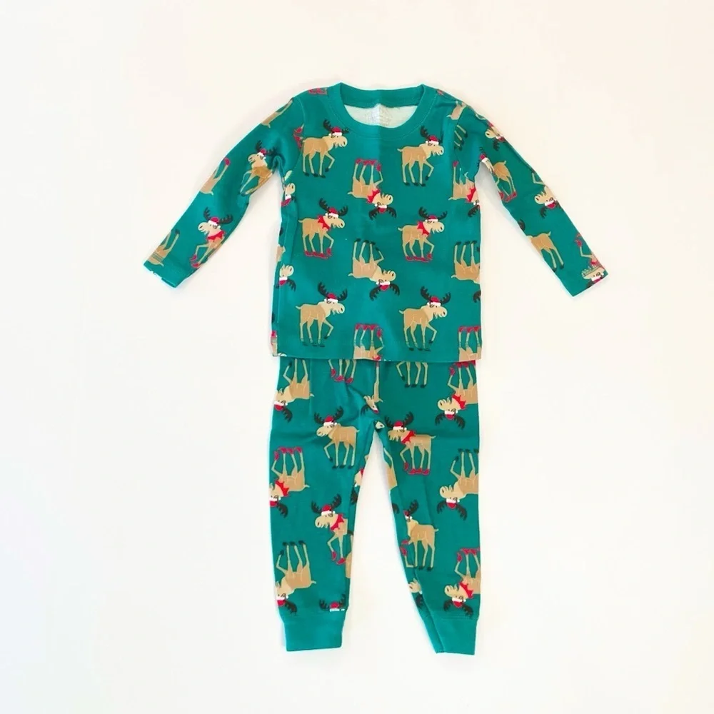 Carter’s 12M Moose Pajama Set